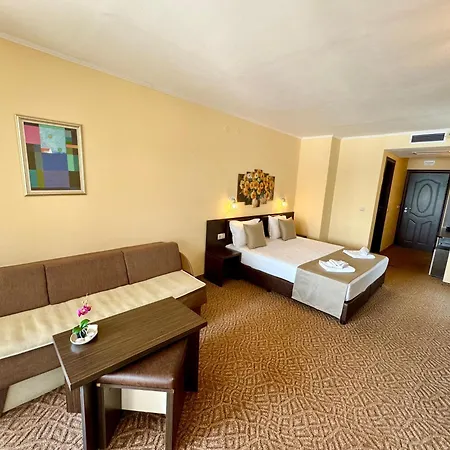 Отель Family Teos 2*