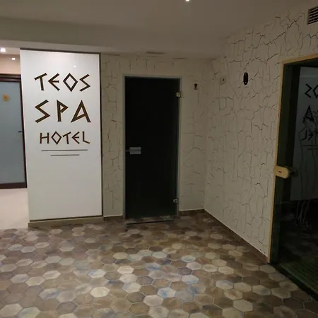 فندق Family Teos 2*