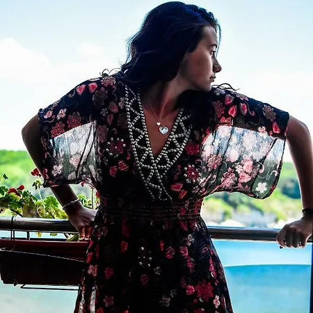 فندق Family Teos