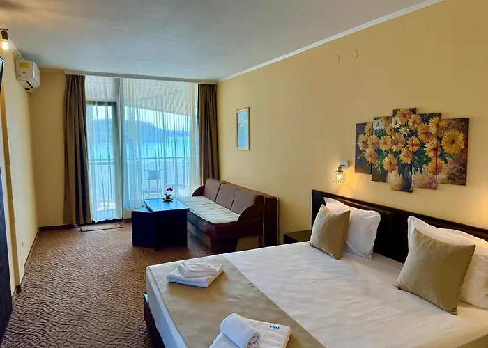 Family Teos 2* Kiten (Burgas)