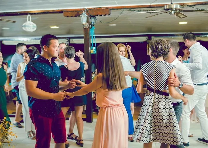 Family Teos Отель Китен