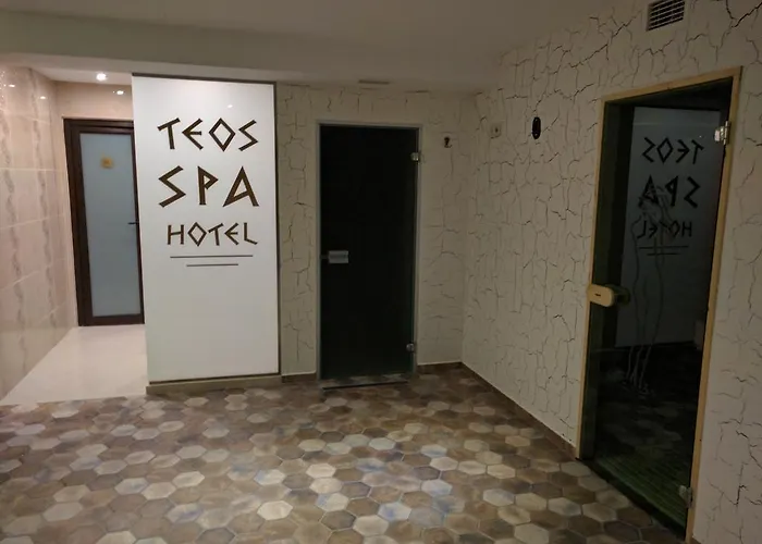 Ξενοδοχείο Family Teos 2*