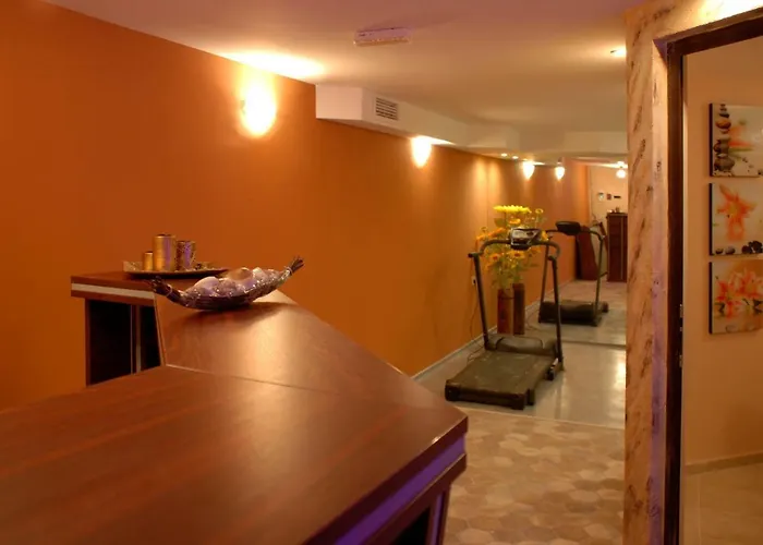 Ξενοδοχείο Family Teos 2*